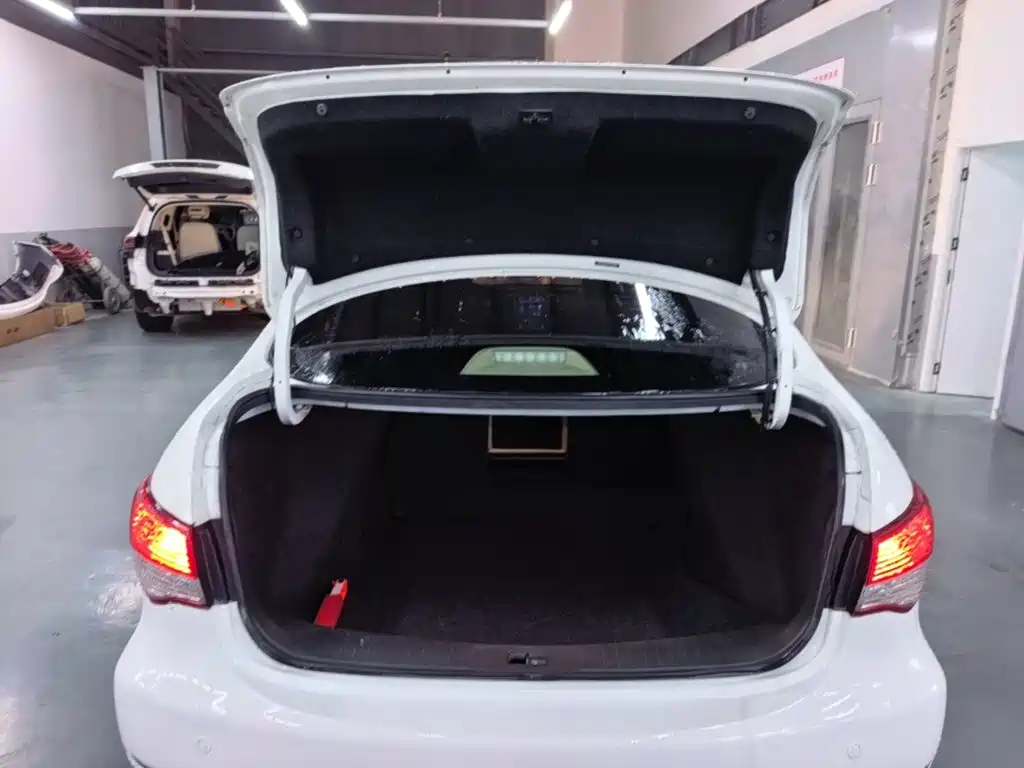 Dongfeng E11K — миниатюра 19