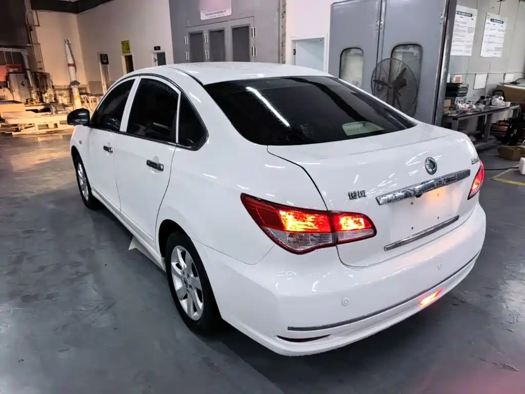 Dongfeng E11K — миниатюра 5