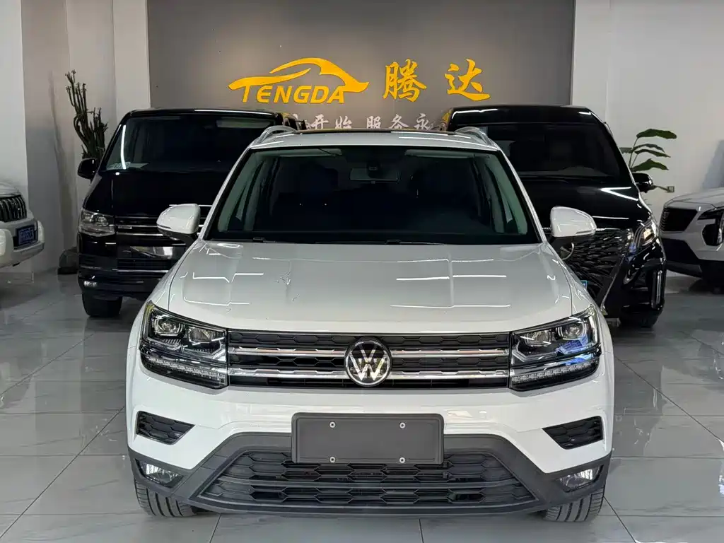 Volkswagen Tharu — миниатюра 2