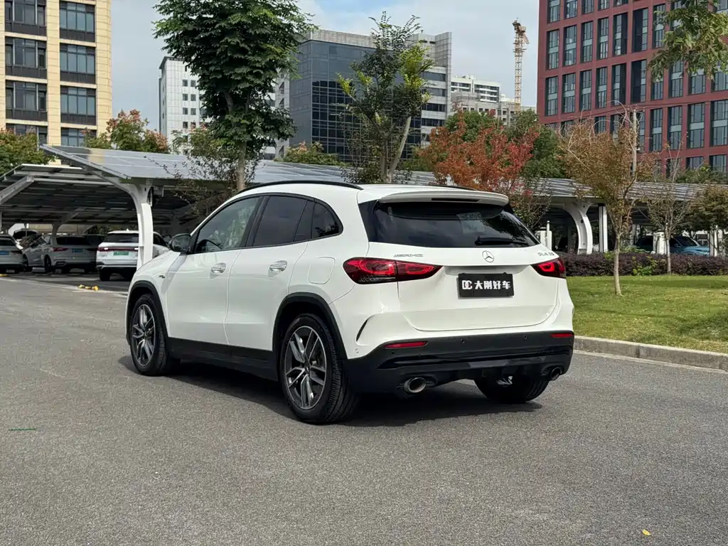 Mercedes-Benz GLA A MG 2021 AMG GLA 35 4MATIC