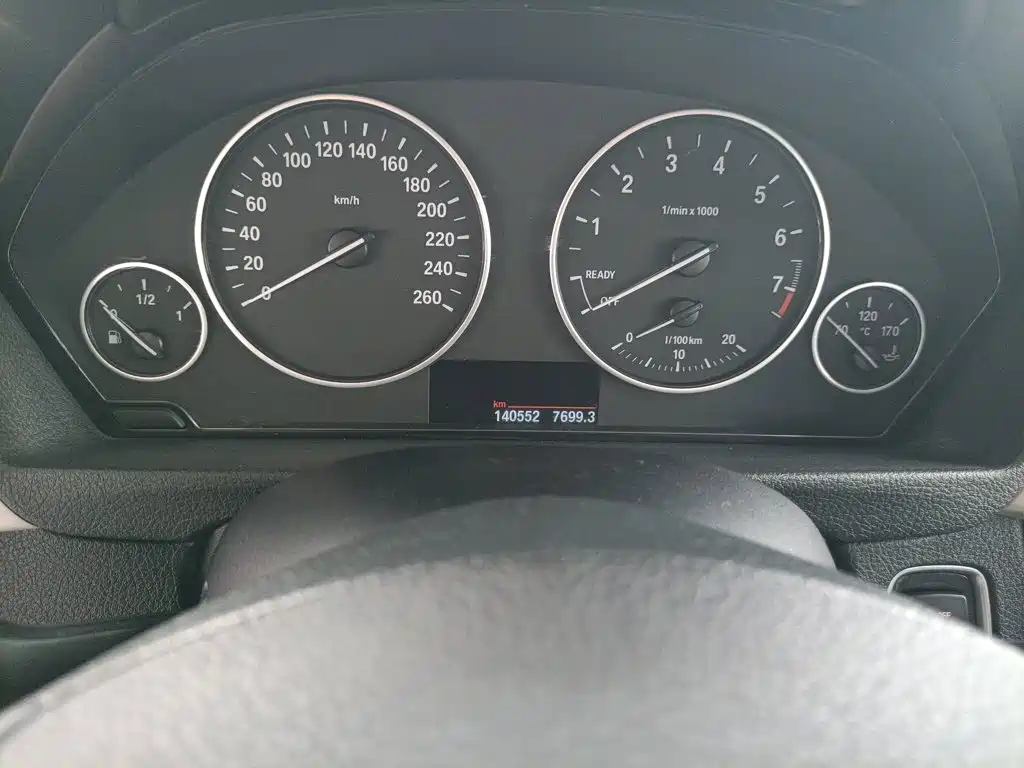 BMW 3 Series — миниатюра 12