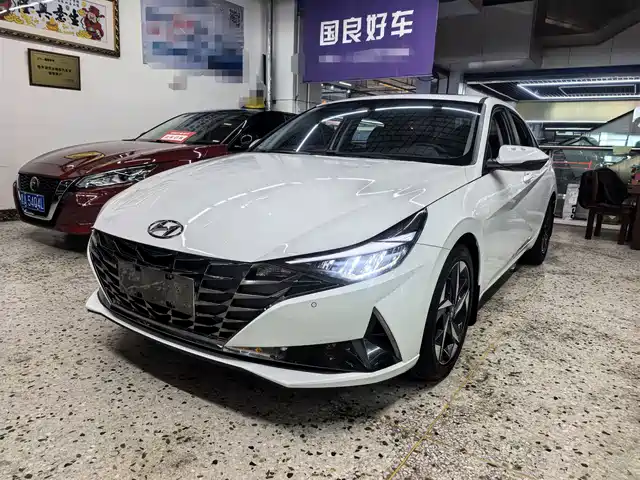 HYUNDAI ELANTRA 2023