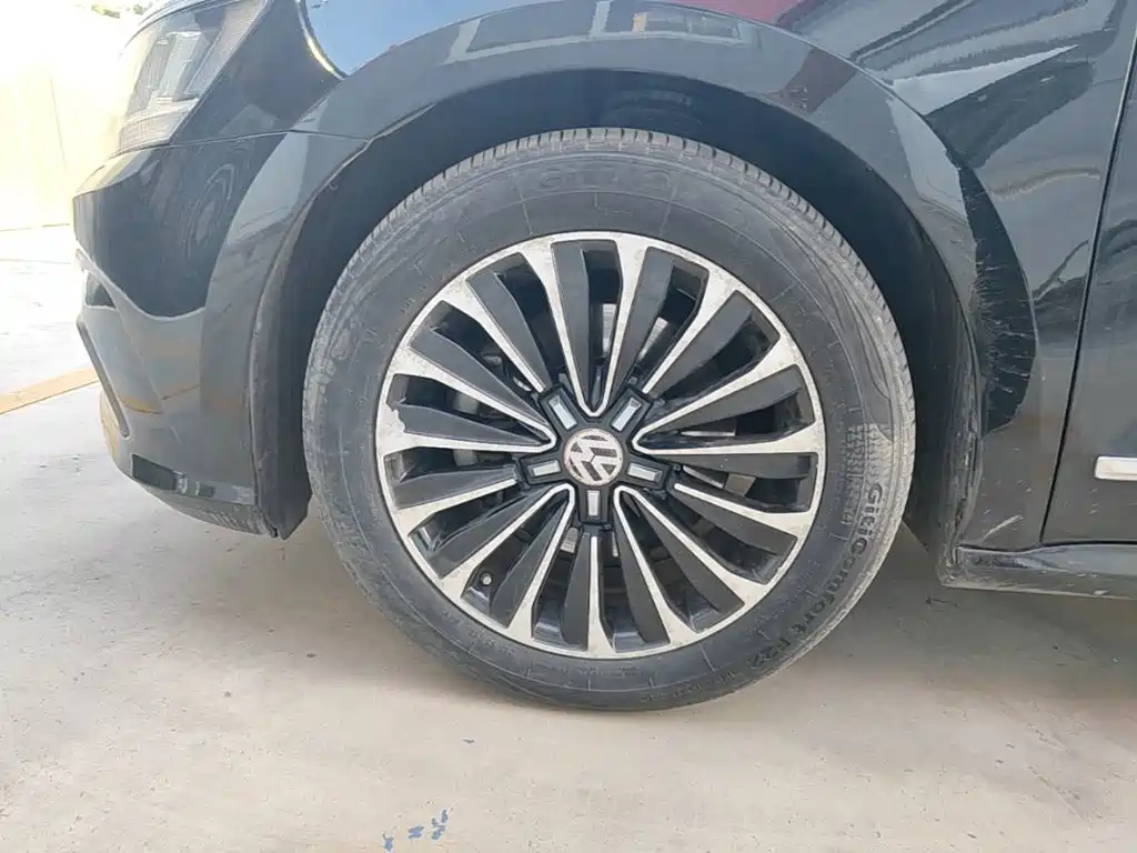 Volkswagen Passat — миниатюра 23