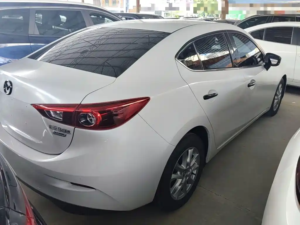 Mazda 3 Axela — миниатюра 7