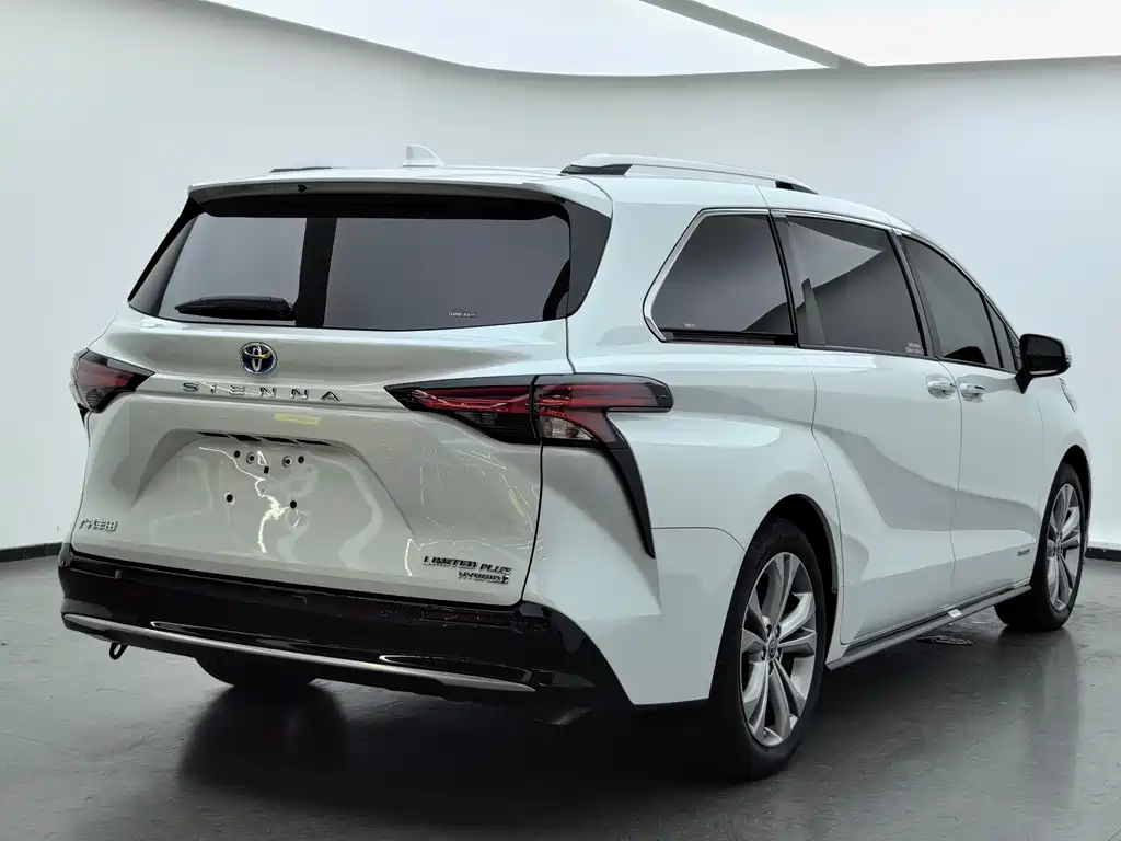 Toyota Sienna 2024 2.5L