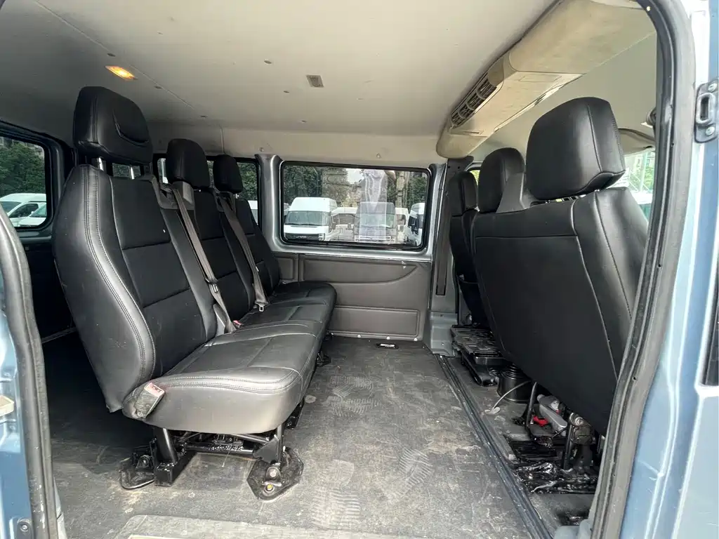 Ford Transit Custom — миниатюра 10
