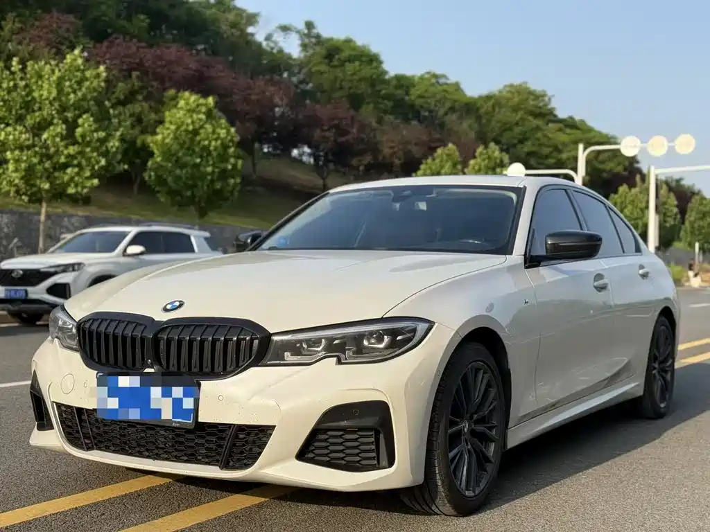BMW 3 Series 2021