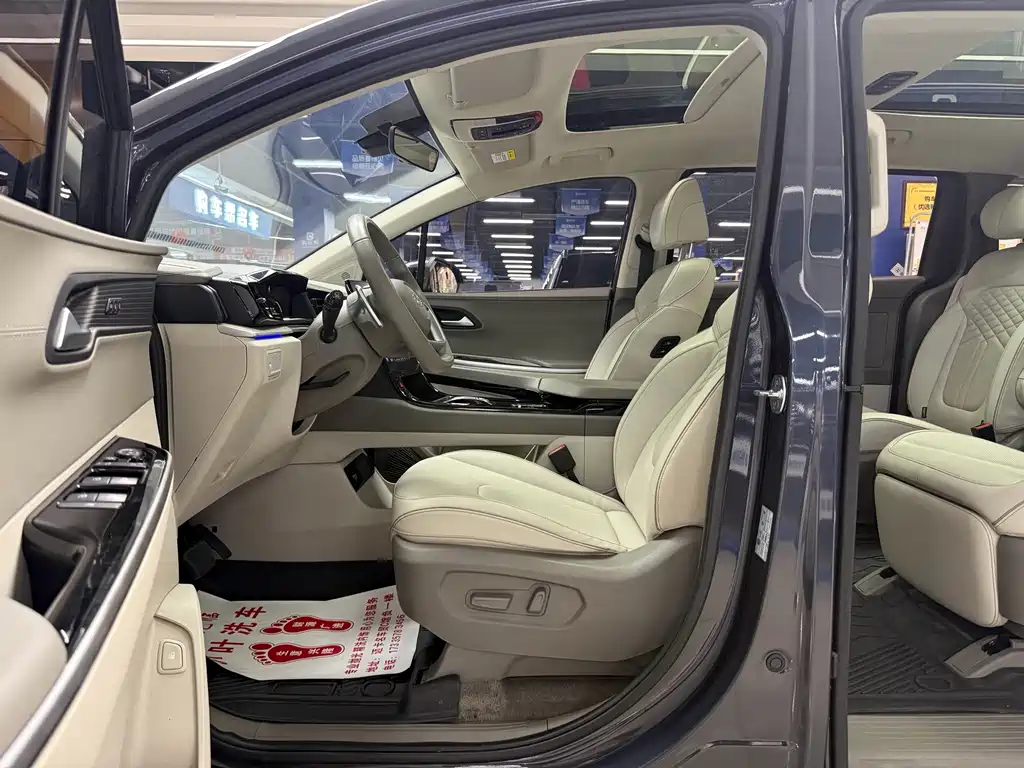 Hyundai Custo — миниатюра 4