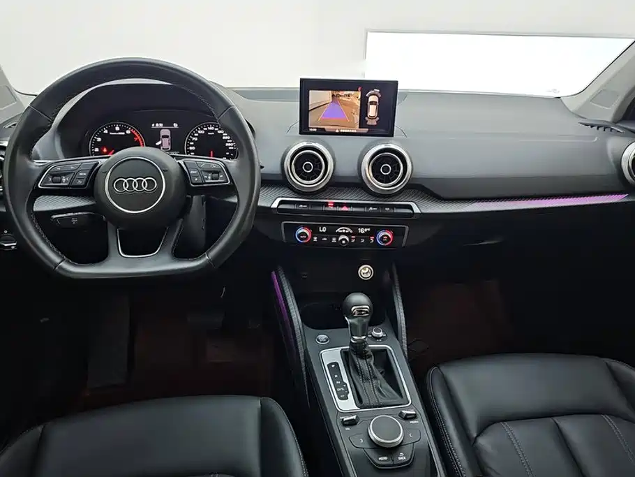 Audi Q2L — миниатюра 12