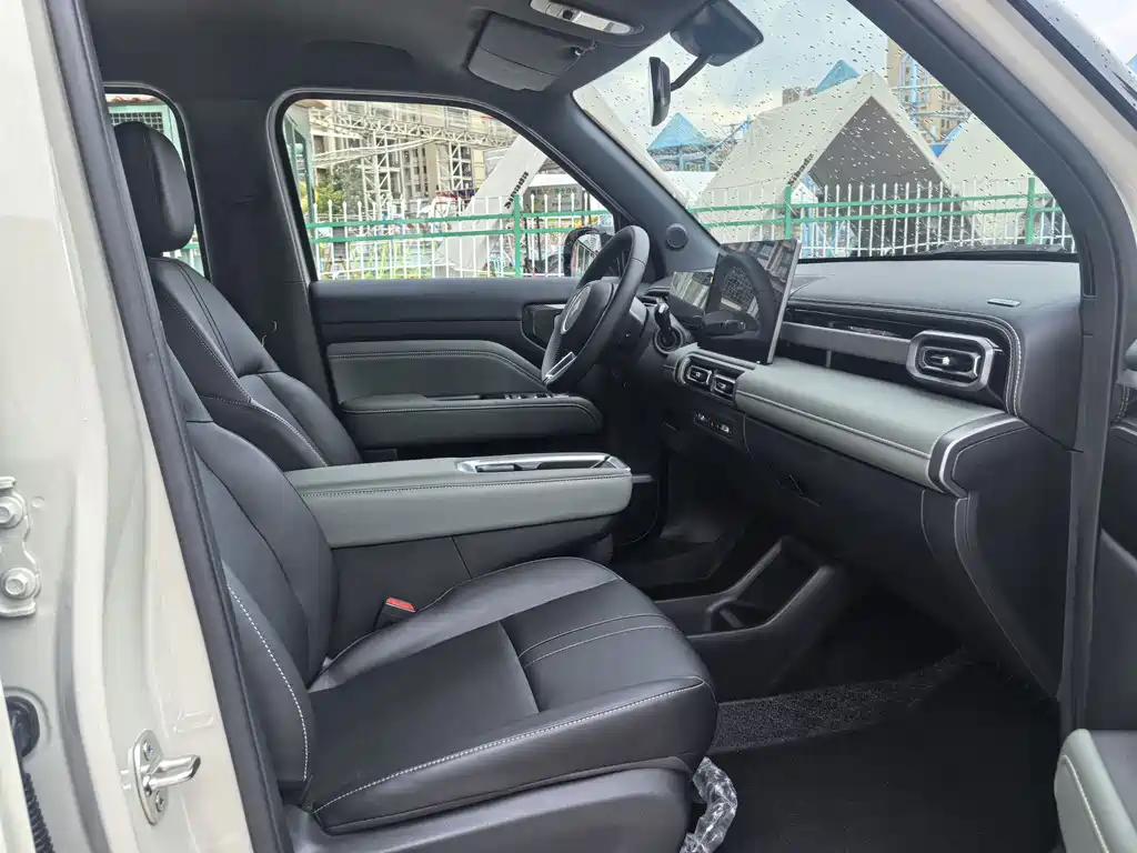 Baojun Yueye Plus — миниатюра 11