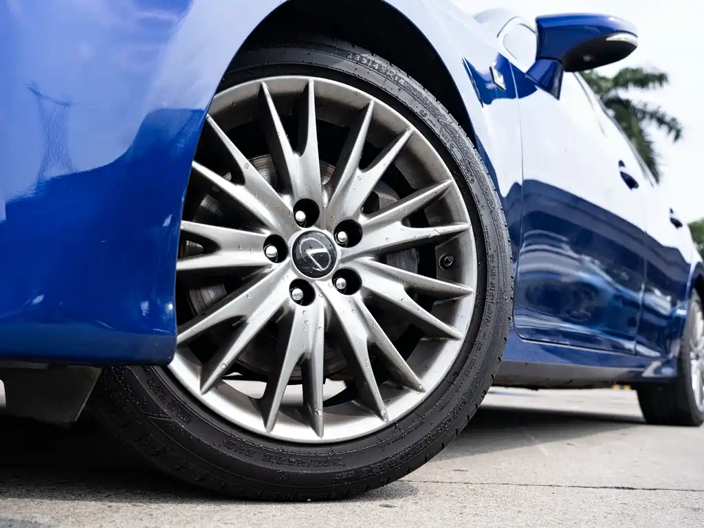 Lexus GS — миниатюра 7