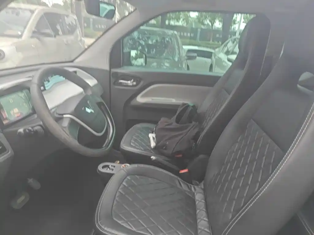 Wuling MINIEV — миниатюра 15