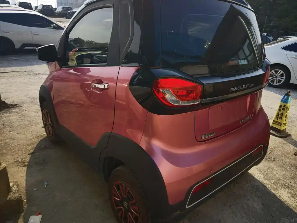 BAOJUN E100