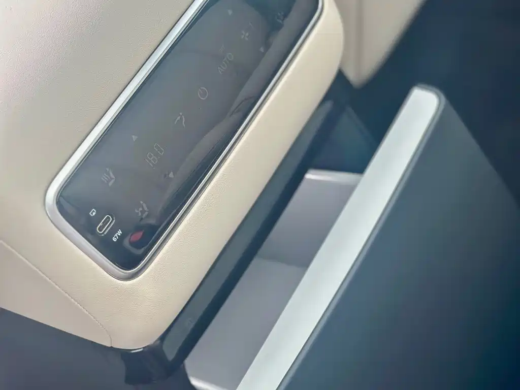 Li Auto Li L9 — миниатюра 10
