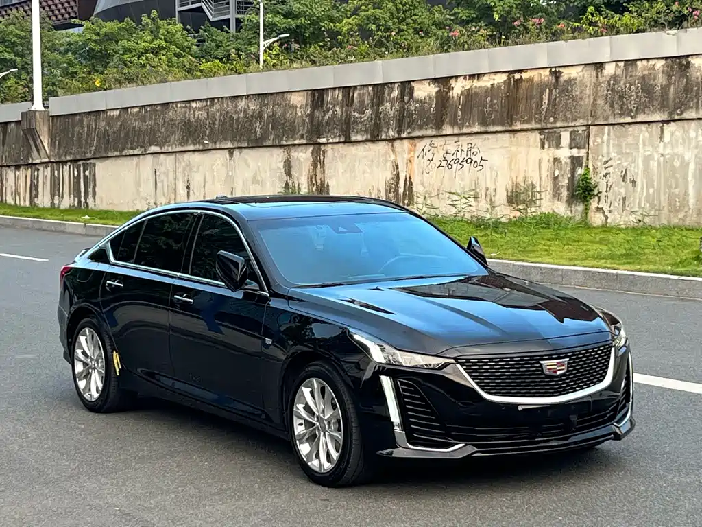 Cadillac CT5 — миниатюра 2