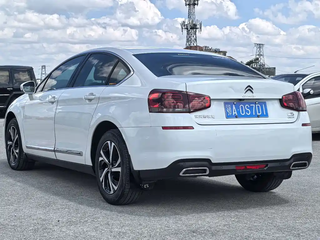 Citroen C5 — миниатюра 6