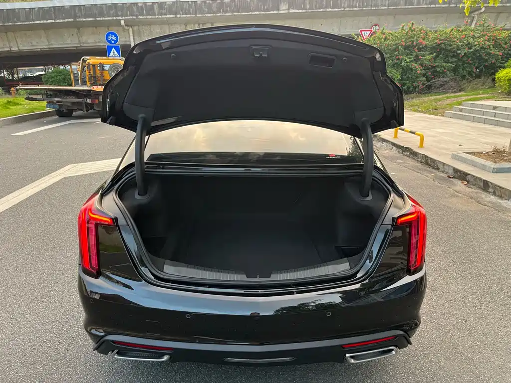 Cadillac CT5 — миниатюра 22