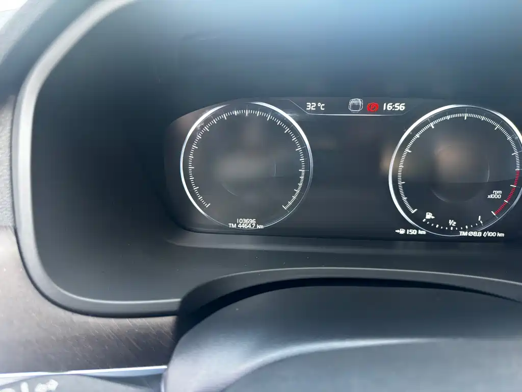 Volvo V90 — миниатюра 5