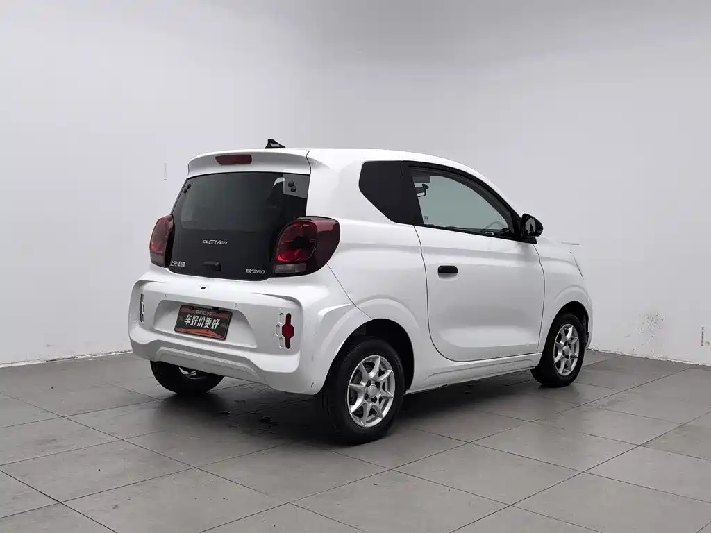Roewe Clever — миниатюра 2