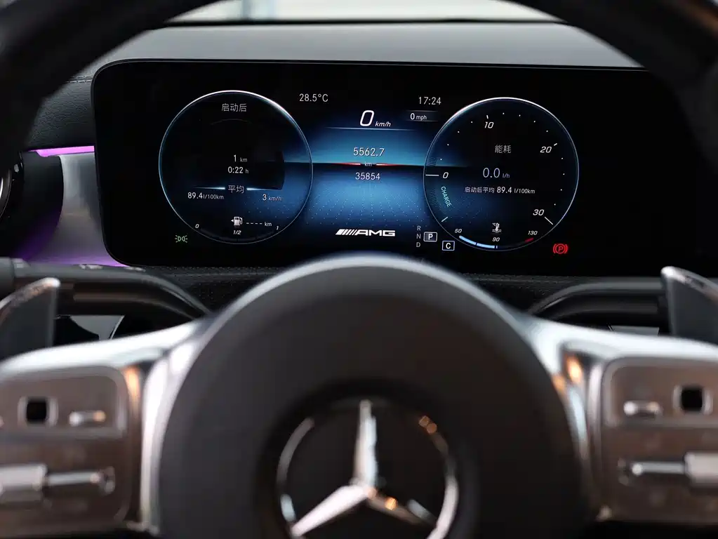Mercedes-Benz CLA AMG — миниатюра 13