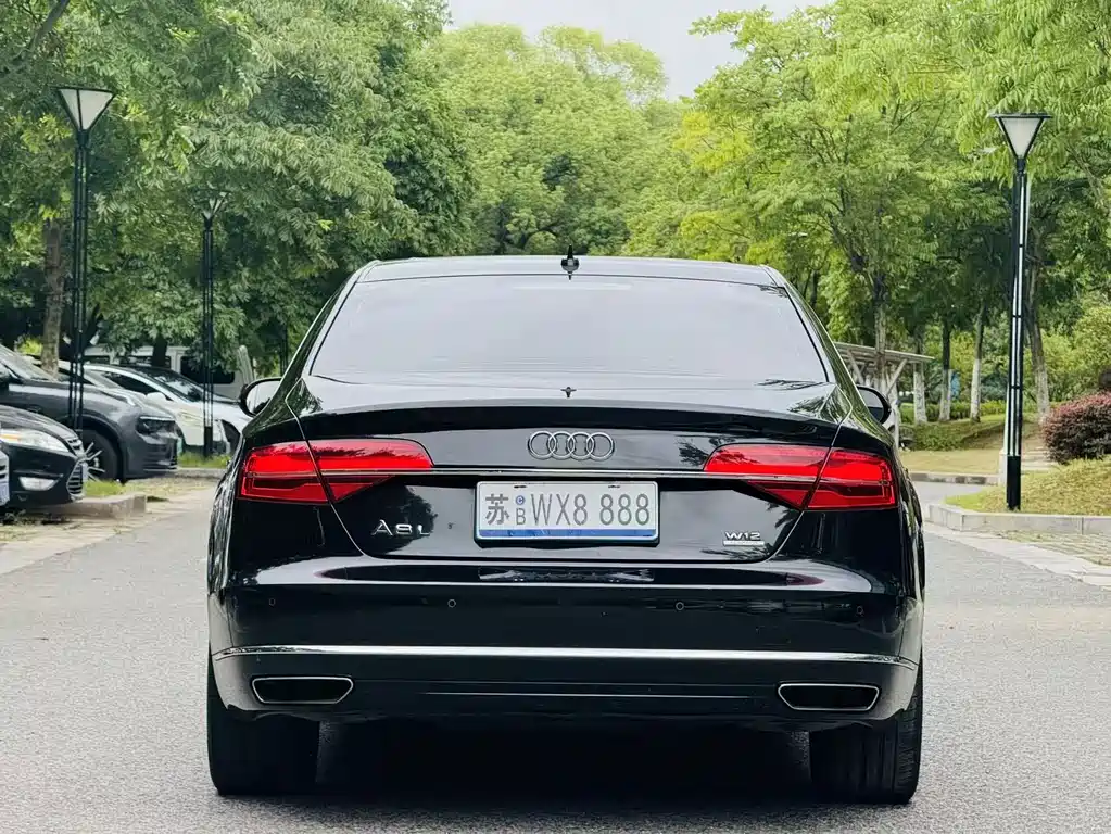 Audi A8 — миниатюра 7