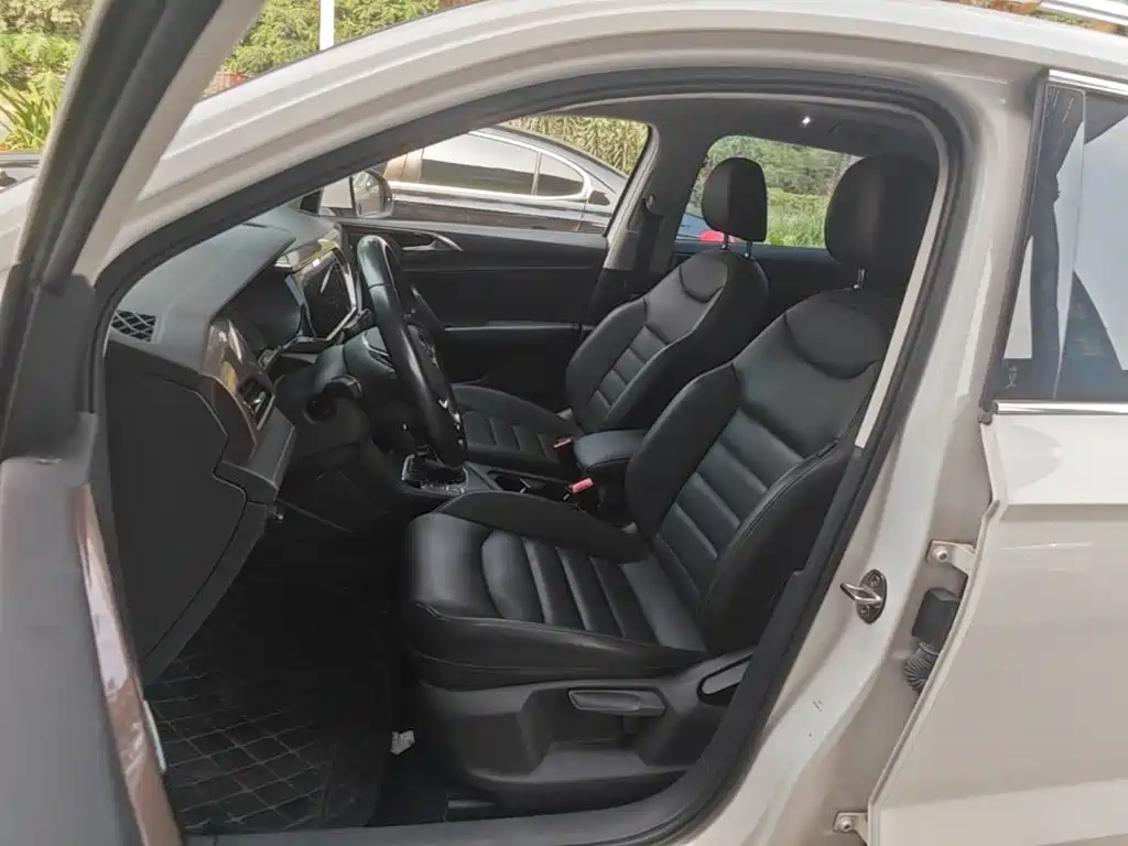 Volkswagen Tharu — миниатюра 15