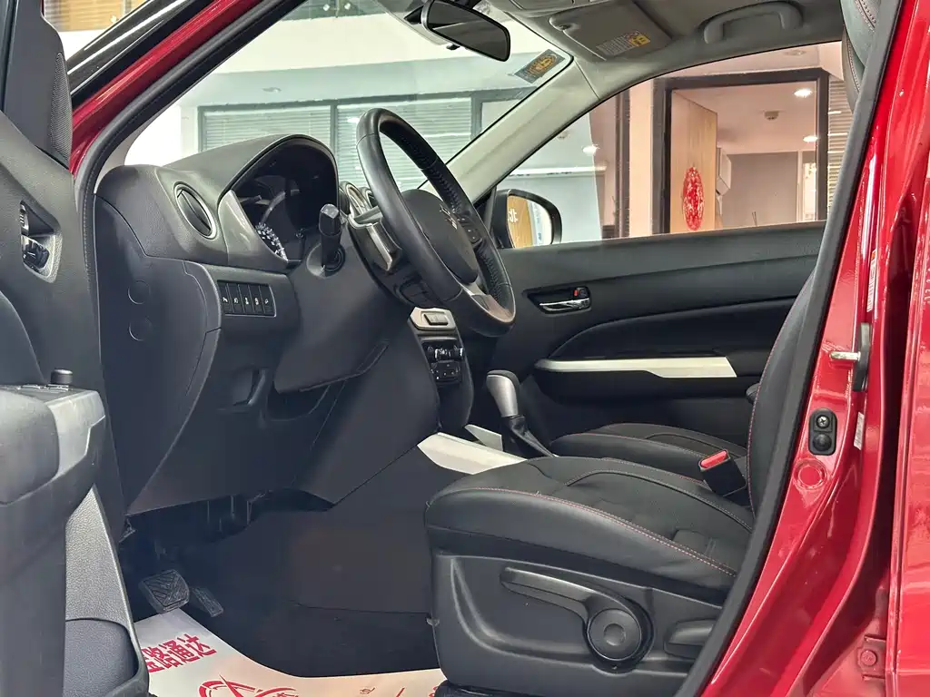 Suzuki Vitara — миниатюра 7