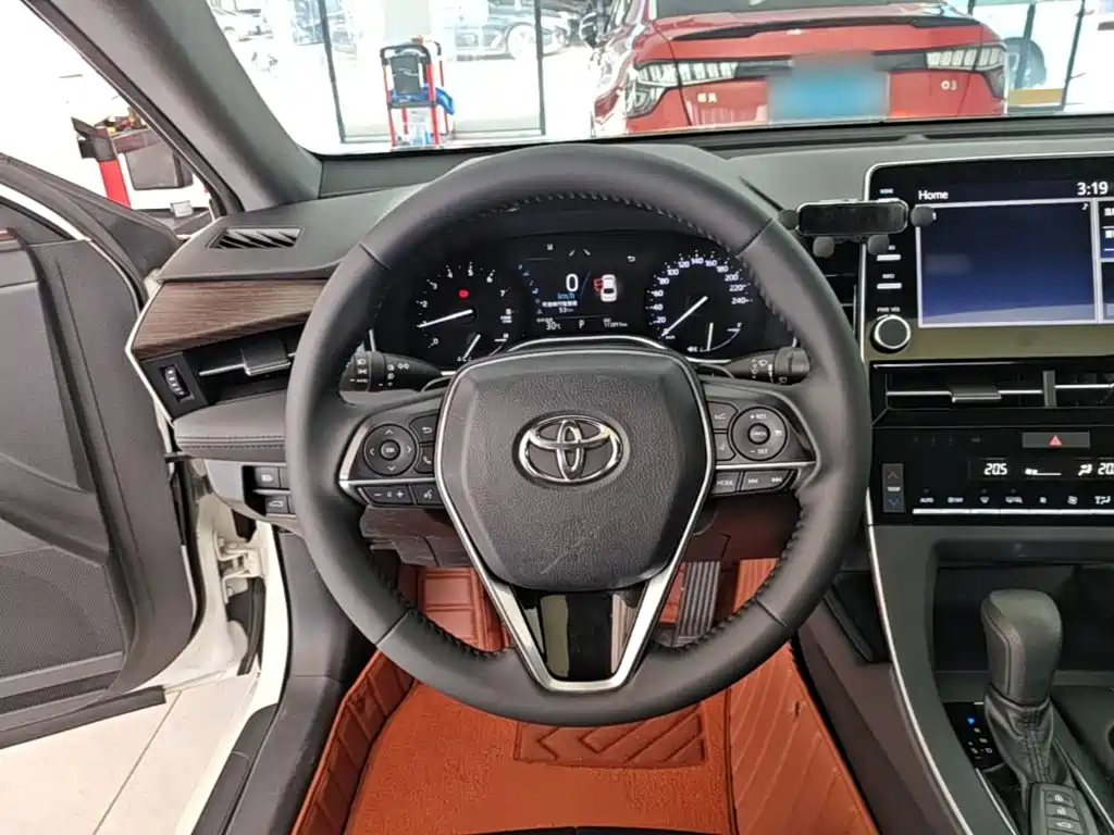 Toyota Avalon — миниатюра 11