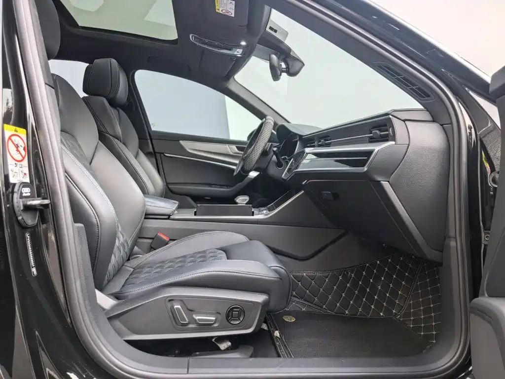 Audi A6L — миниатюра 15