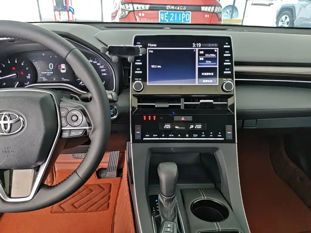 Toyota Avalon — миниатюра 13