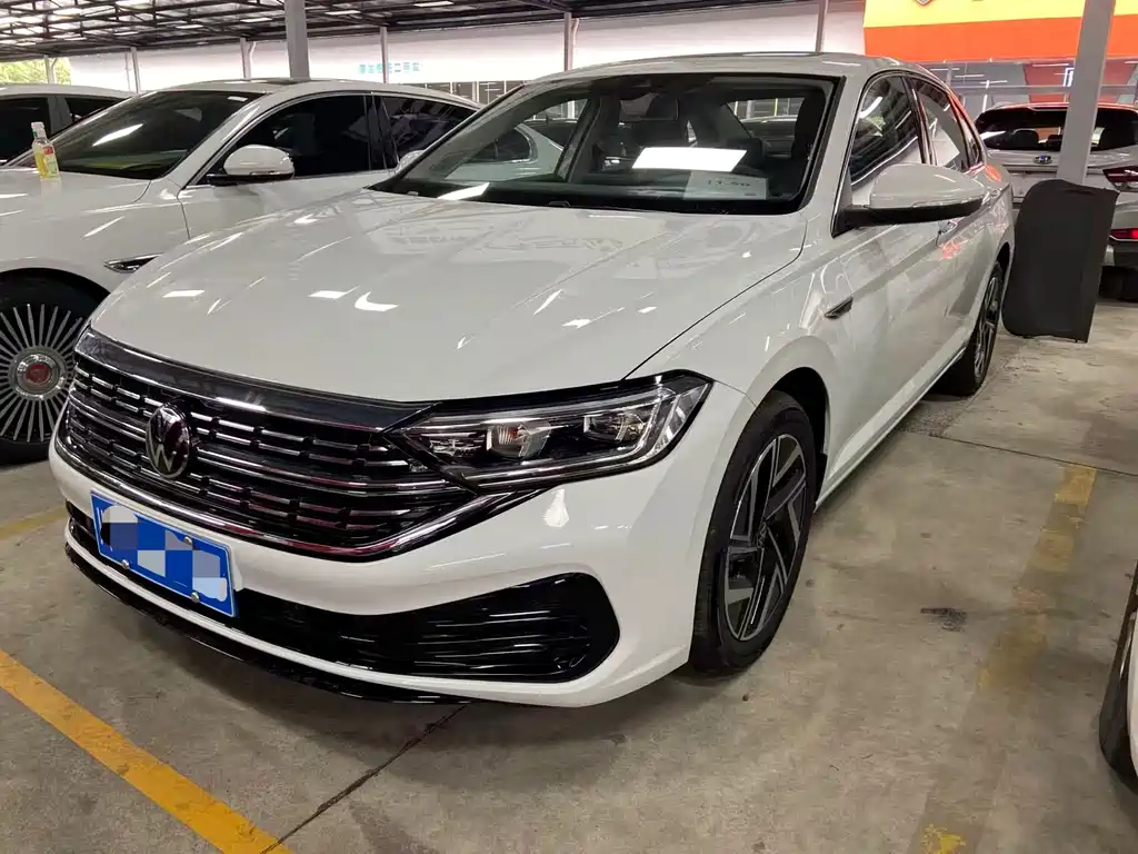 Volkswagen Sagitar 2025