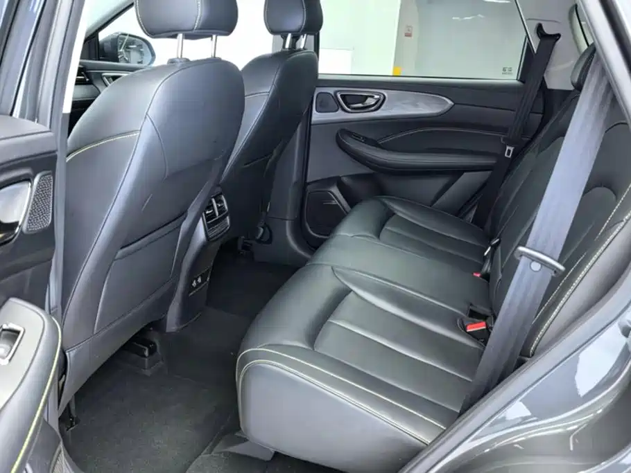 Roewe RX5 New Energy — миниатюра 11