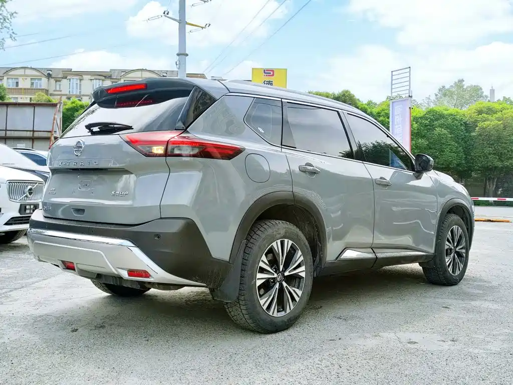 Nissan X-Trail — миниатюра 4