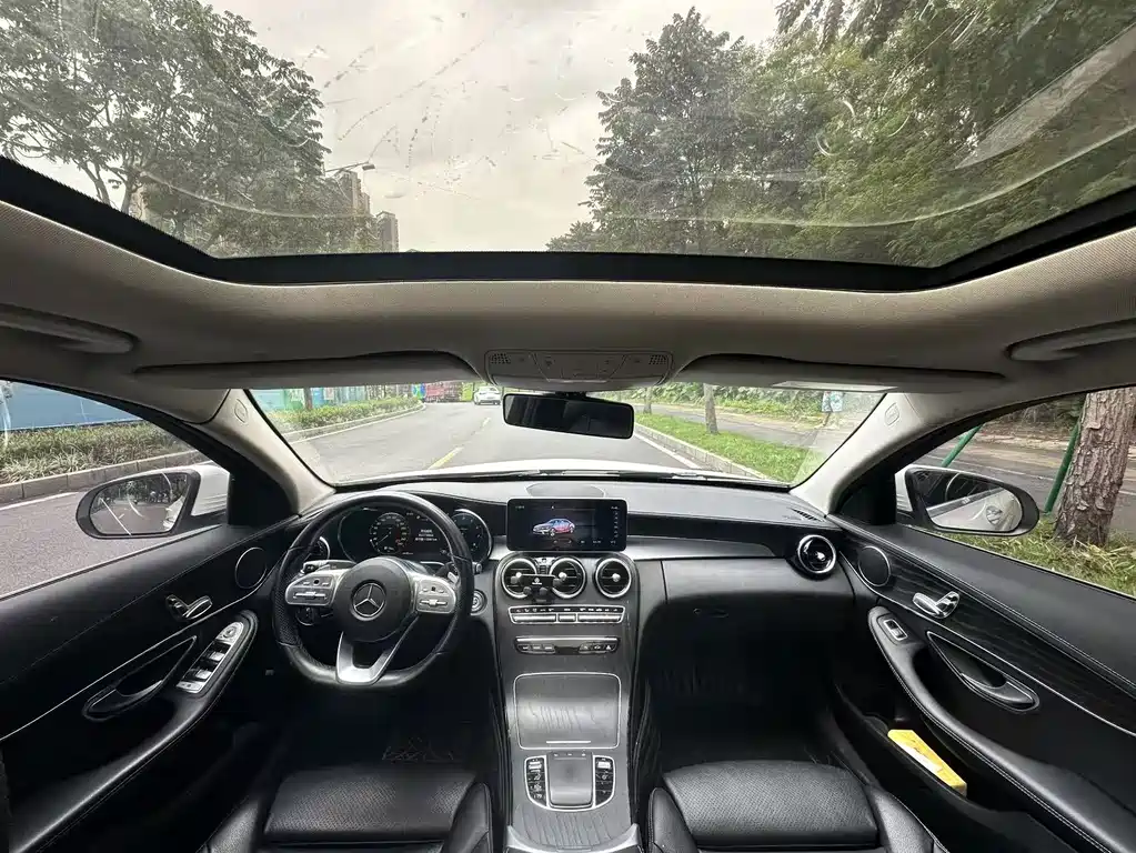 Mercedes-Benz C-Class — миниатюра 7