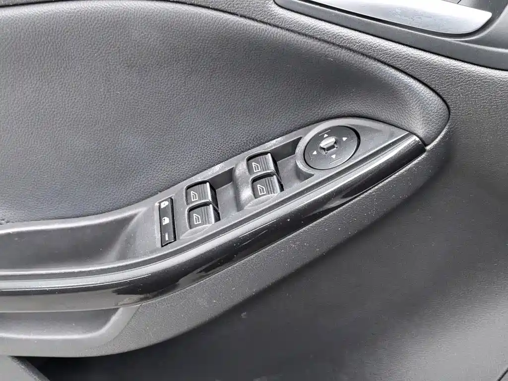 Ford Focus — миниатюра 9