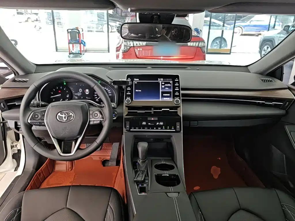 Toyota Avalon — миниатюра 10