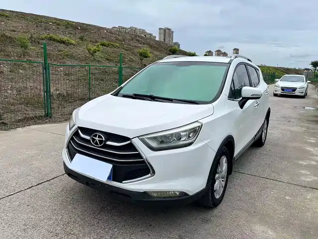 2015 JAC M1 (Refine)