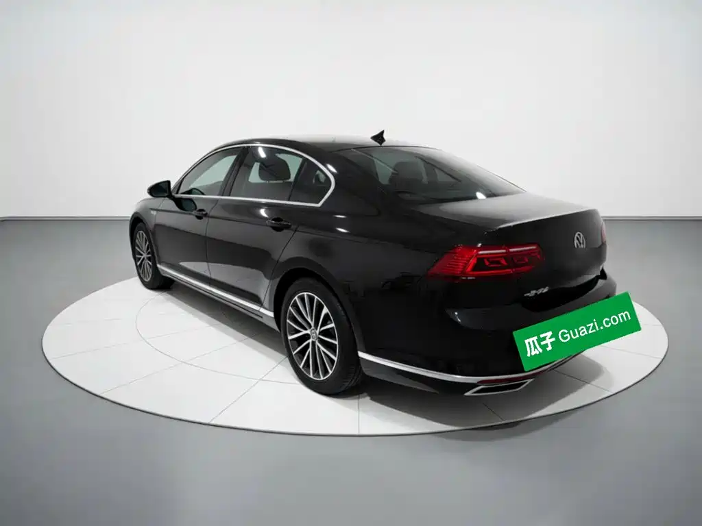 Volkswagen Magotan — миниатюра 4