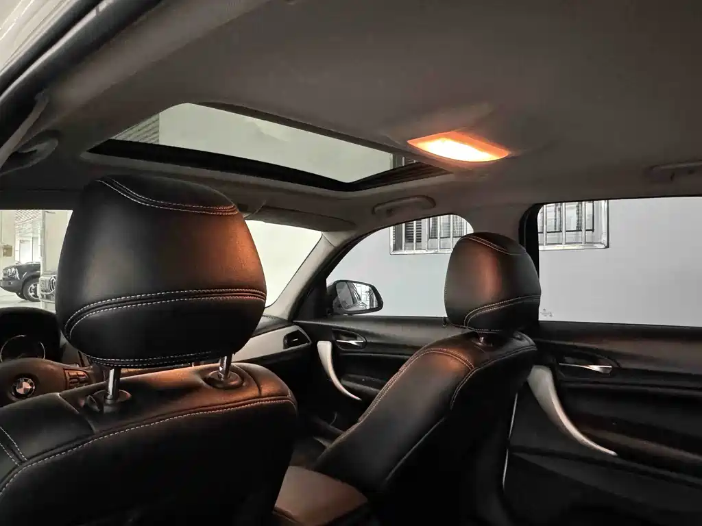 BMW 1 Series (Import) — миниатюра 10