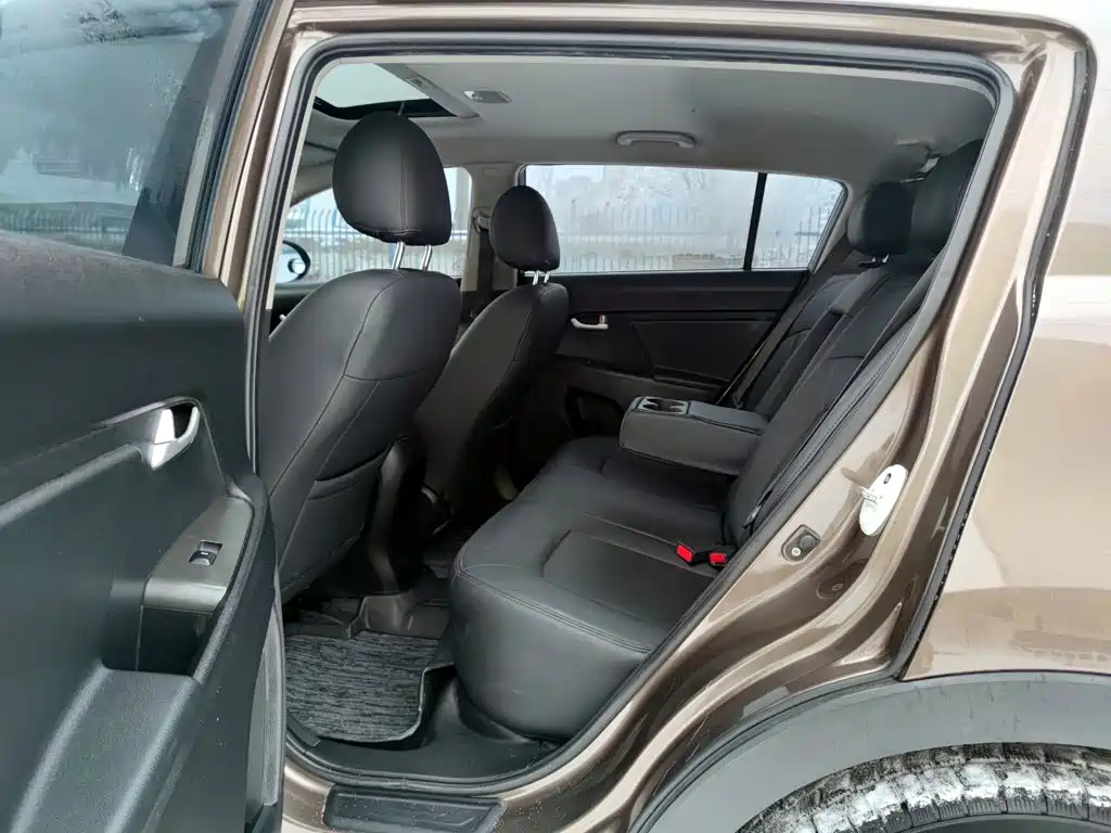 Kia Sportage — миниатюра 11