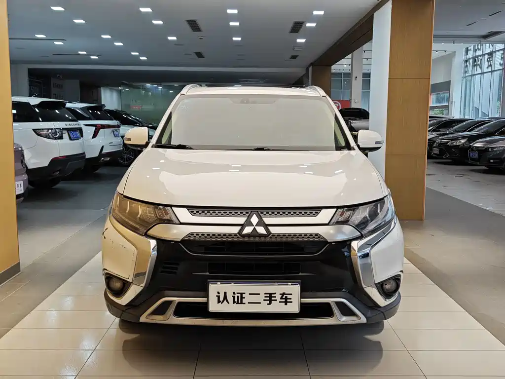 Mitsubishi Outlander 2019 2.4L 5 мест VI