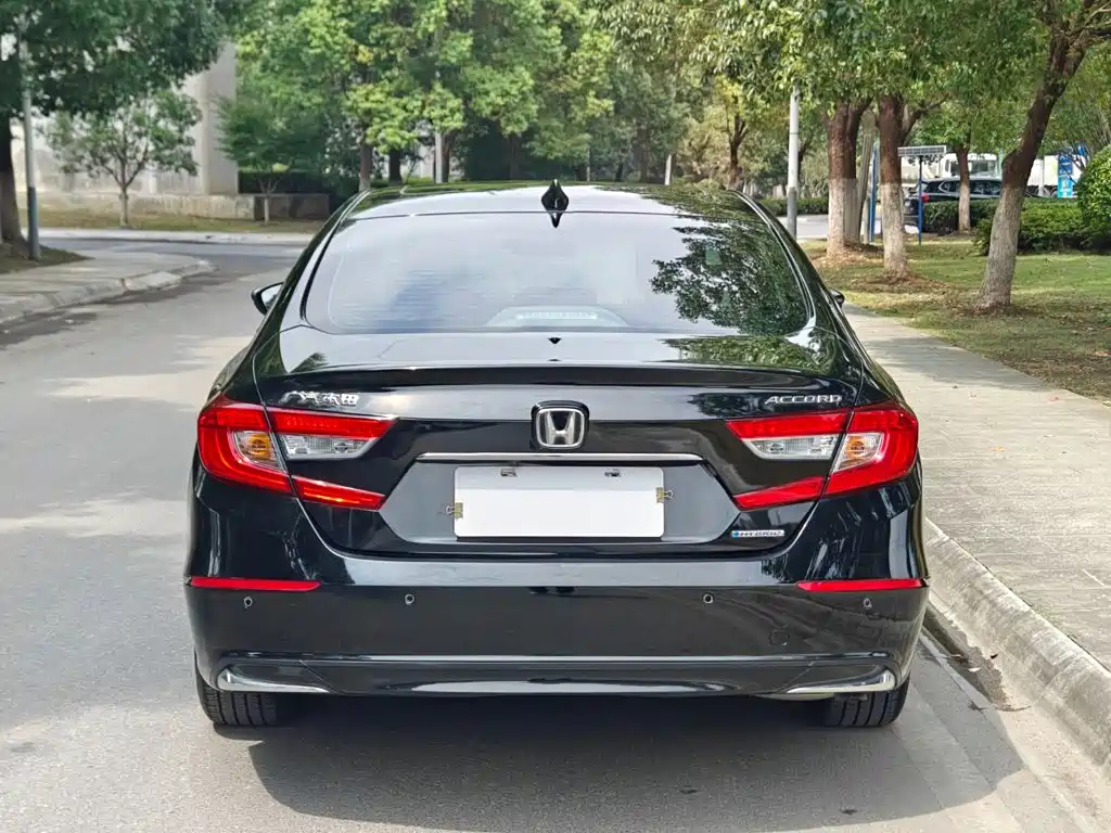 Honda Accord — миниатюра 6