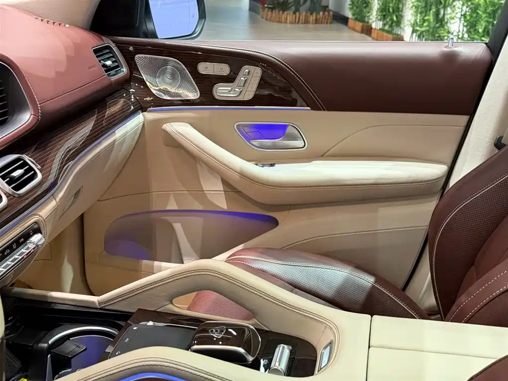 MERCEDES-BENZ MAYBACH GLS