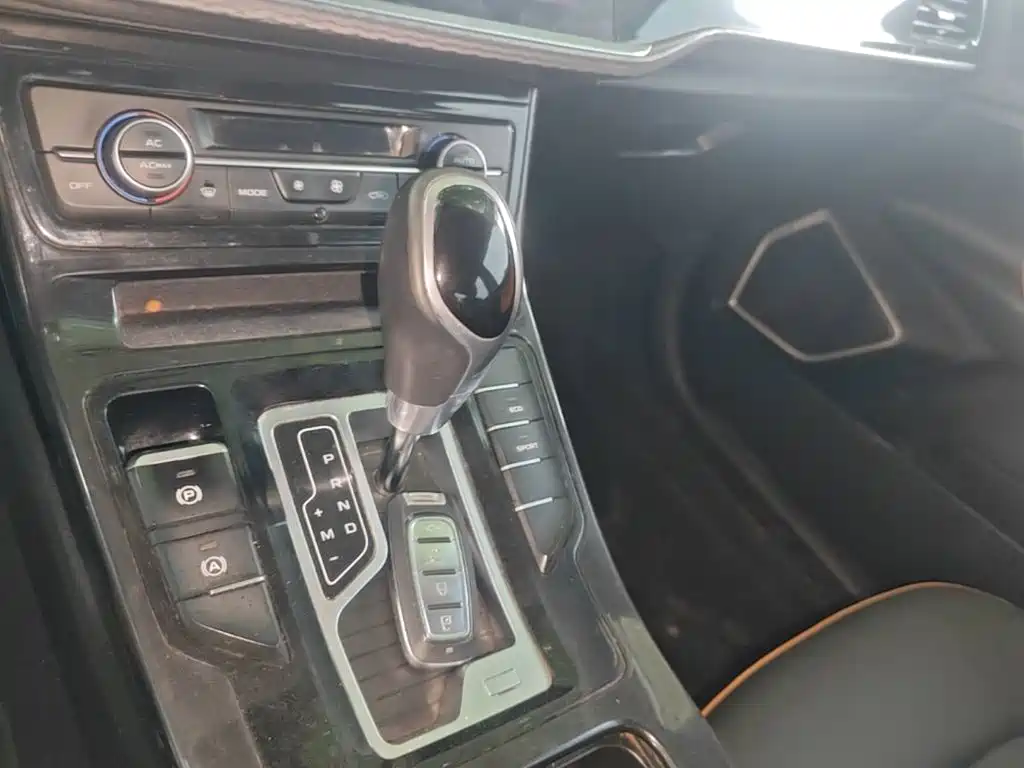 Geely Emgrand GL — миниатюра 14