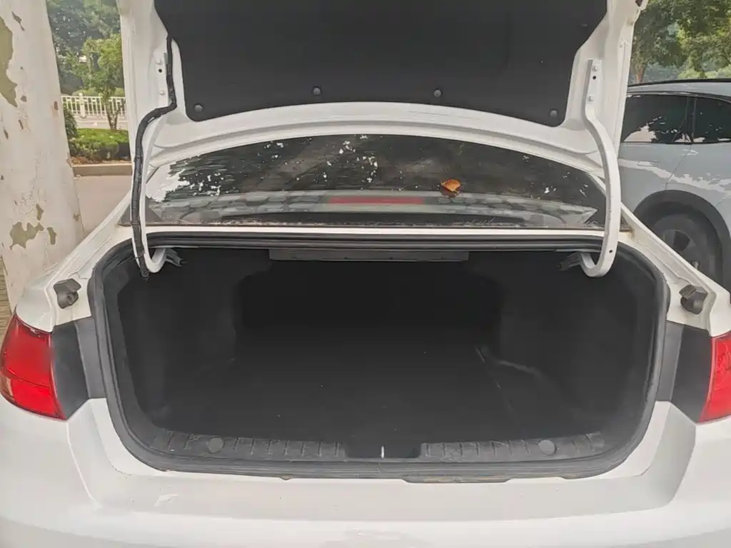 Geely Emgrand GL — миниатюра 19