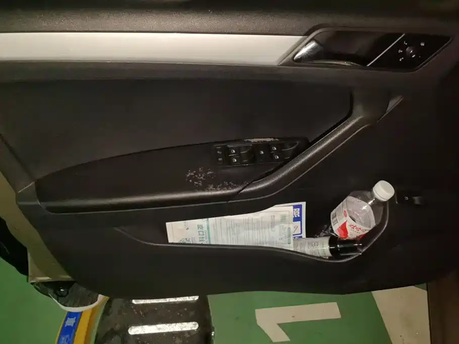 Volkswagen Jetta — миниатюра 7