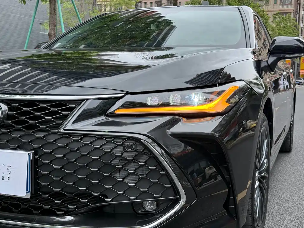 Toyota Avalon 2023 2.5L Touring Luxury