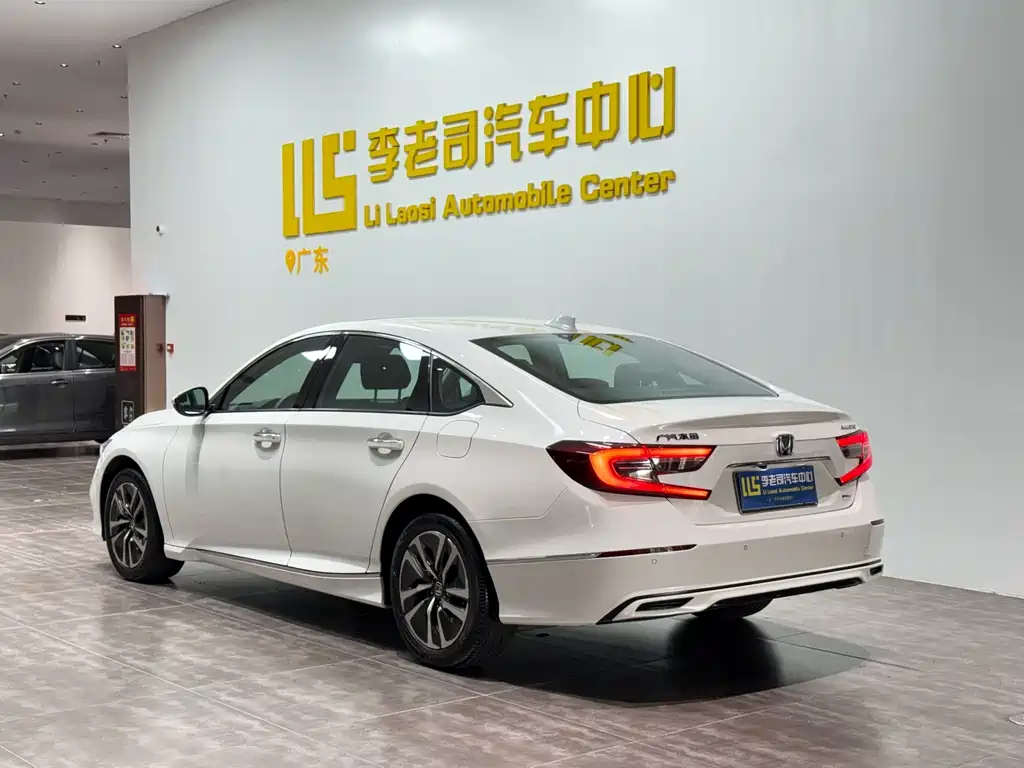 Honda Accord — миниатюра 3
