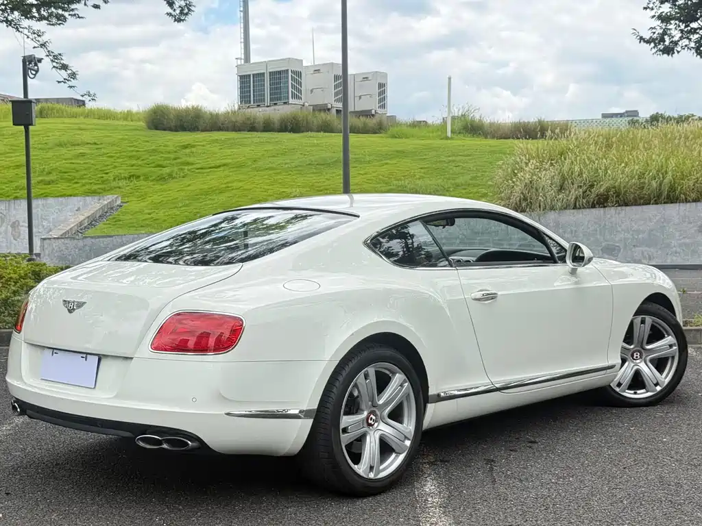 Bentley Continental — миниатюра 8