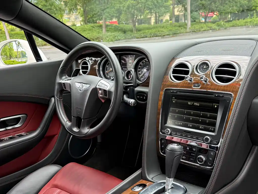 Bentley Continental — миниатюра 16